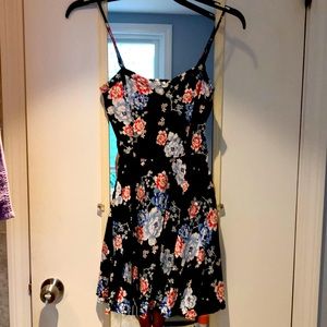 Cotton on floral midi dress XS